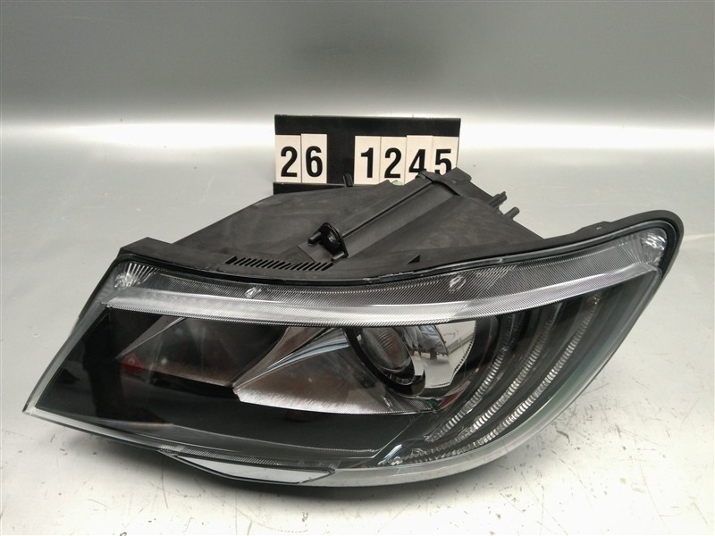 levý xenon škoda superb II lift