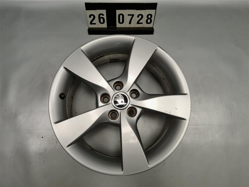 alu kolo disk kusovka Škoda Rapid 5JA 601 025 A