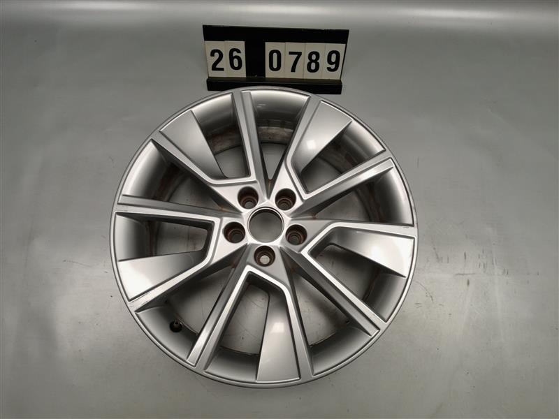 alu kolo disk kusovka Škoda Kamiq 658 601 025 C/D