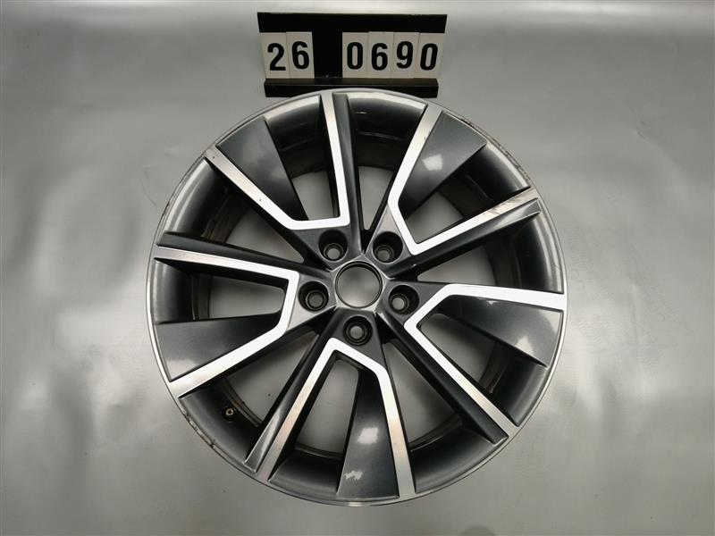 alu kolo disk kusovka Škoda Octavia 5E0 601 025 BH