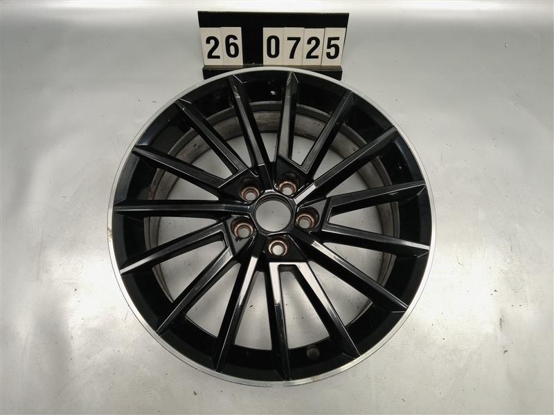alu kolo disk kusovka Škoda Rapid 5JA 601 025 AH