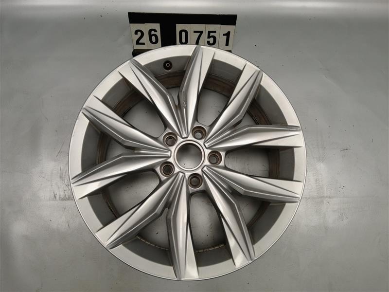 alu kolo disk kusovka VW Tiguan 5NA 601 025 B