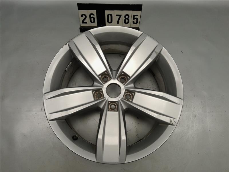 alu kolo disk kusovka VW 3G0 601 025 E