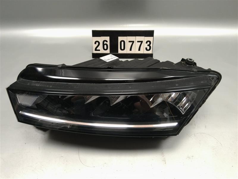 levý LED světlomet Škoda Octavia IV 5E4 941 015
