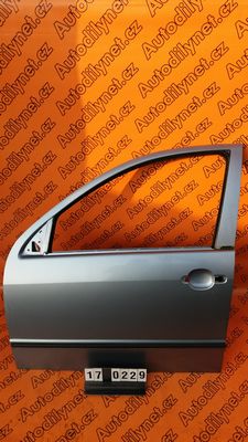 Levé přední dveře Škoda Fabia barva stříbrná  