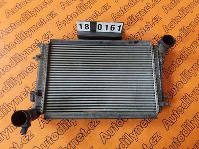 chladič intercooler VW Passat B6 3C0 2,0 TDI 06-11 3C0145803E