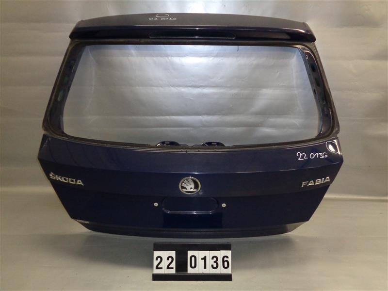 Škoda Fabia 3 krátká zadní páté dveře 6V6 827 159