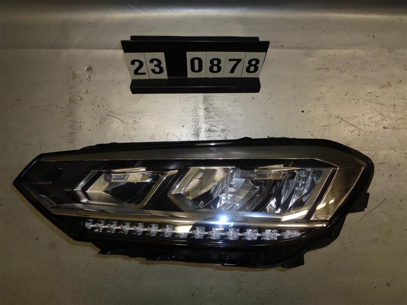 levé přední led světlo vw touran