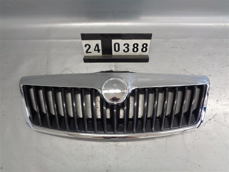 maska mřížka kapoty škoda octavia II lift