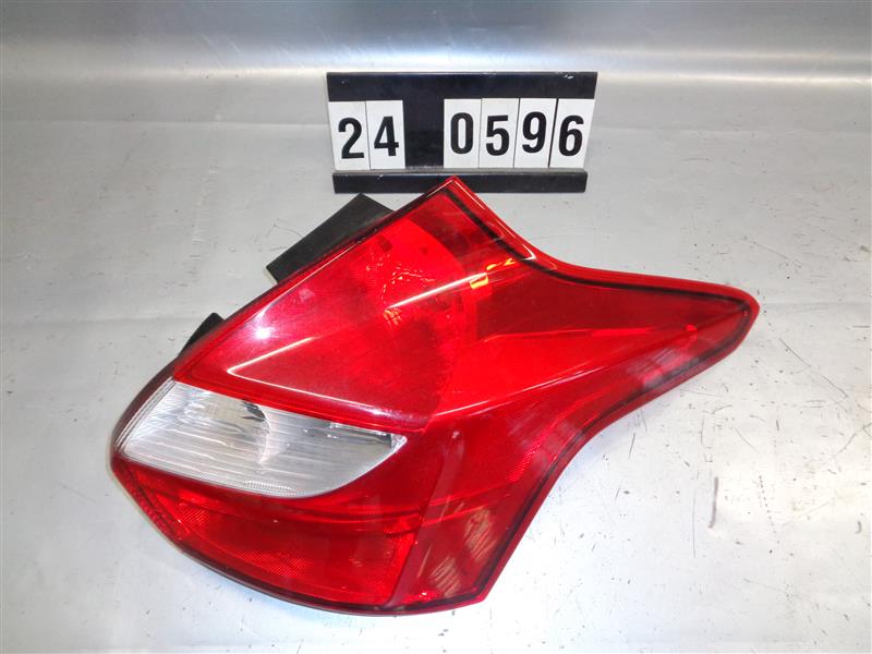 pravé zadní světlo ford focus