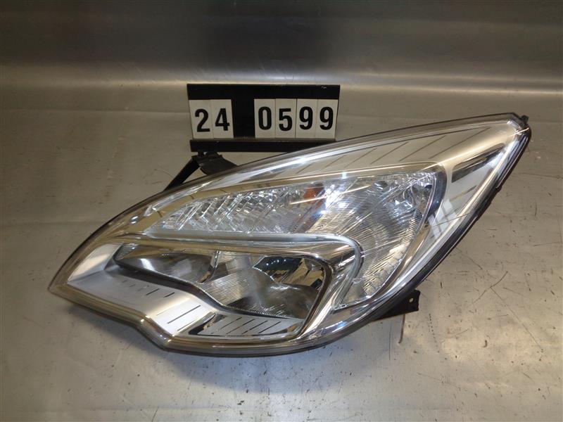 levé přední světlo opel meriva b