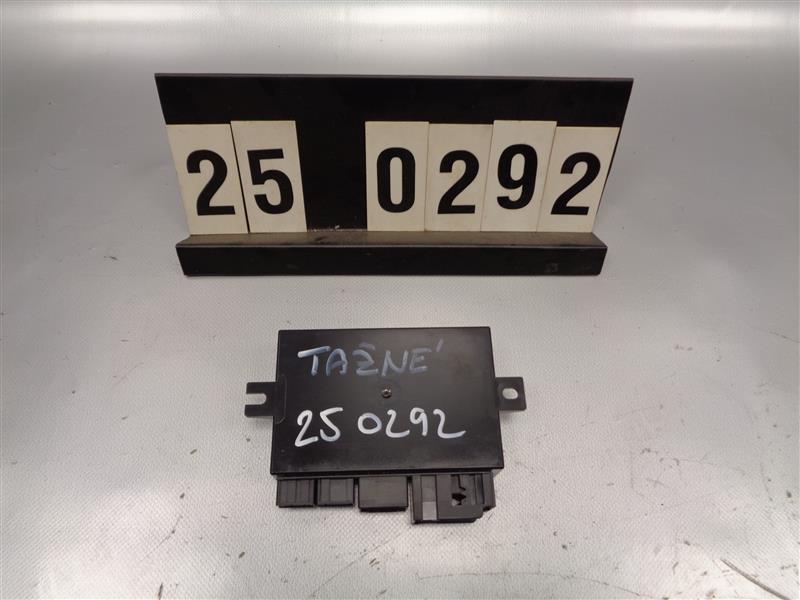 řídící jednotka pro tažné 5H2 907 383 C škoda vw seat