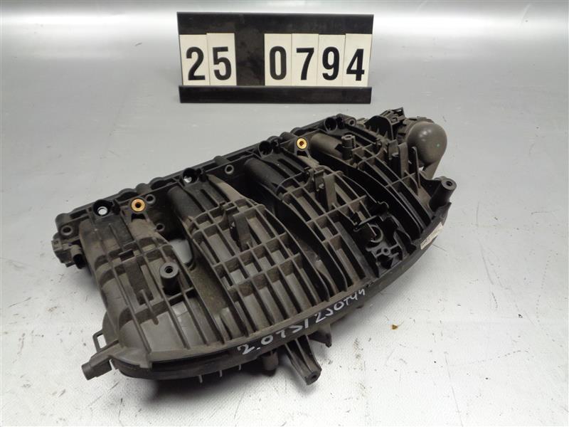 sání motoru 2.0 TFSI 06L 133 201 BP