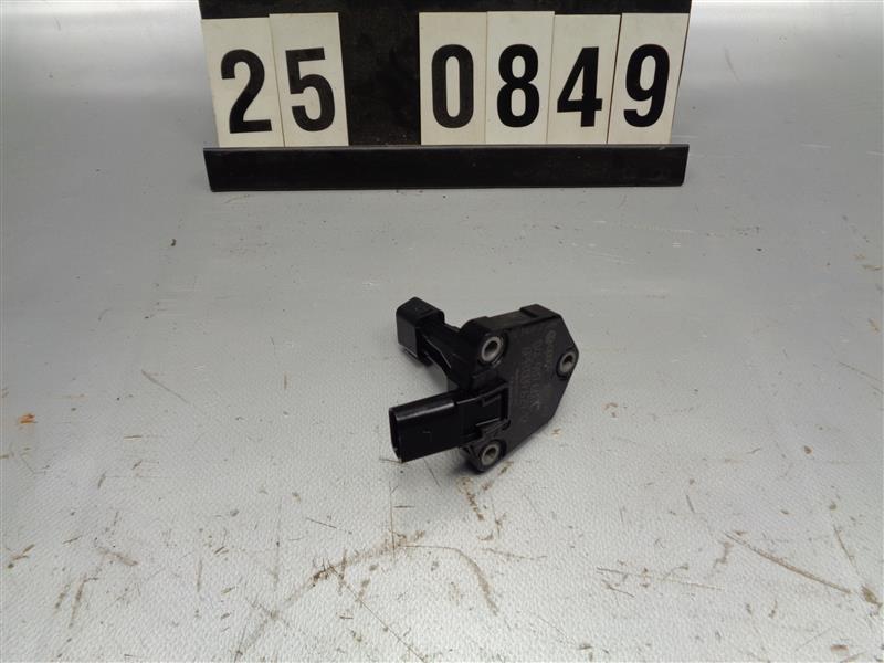 snímač hladiny stavu oleje motoru 04L 907 660 C
