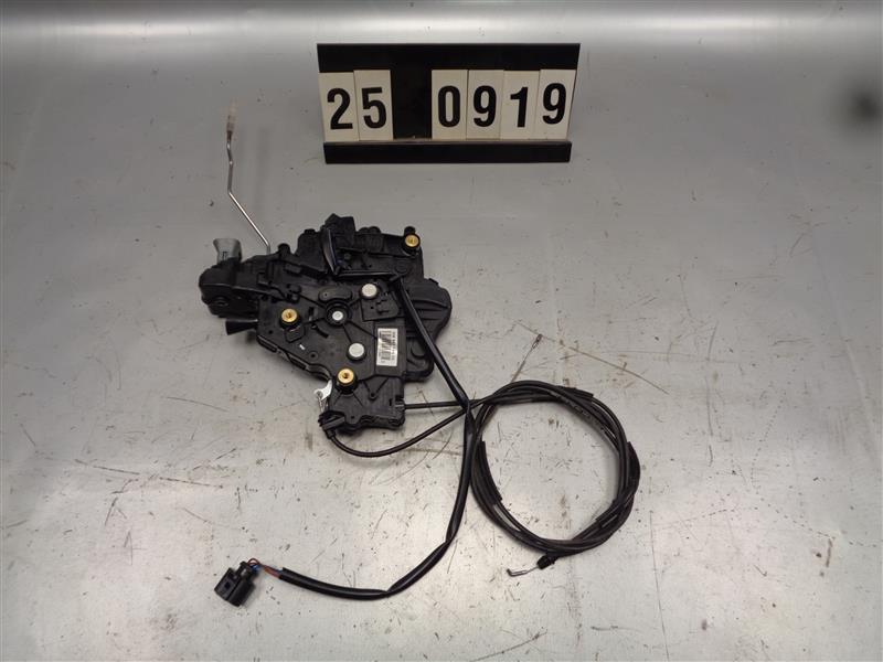 zámek dveří pravé posuvné VW T5 lift 7E0 843 654 CC