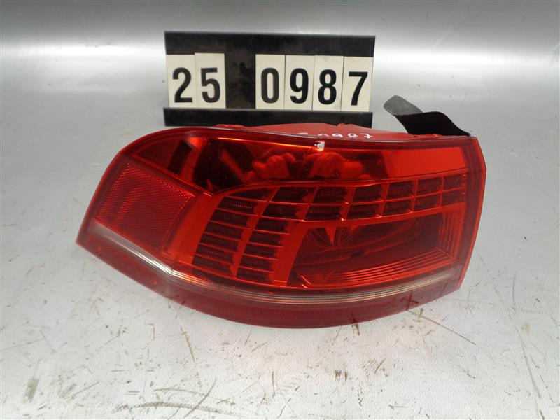 zadní levé LED světlo VW Passat B7 Variant kombi