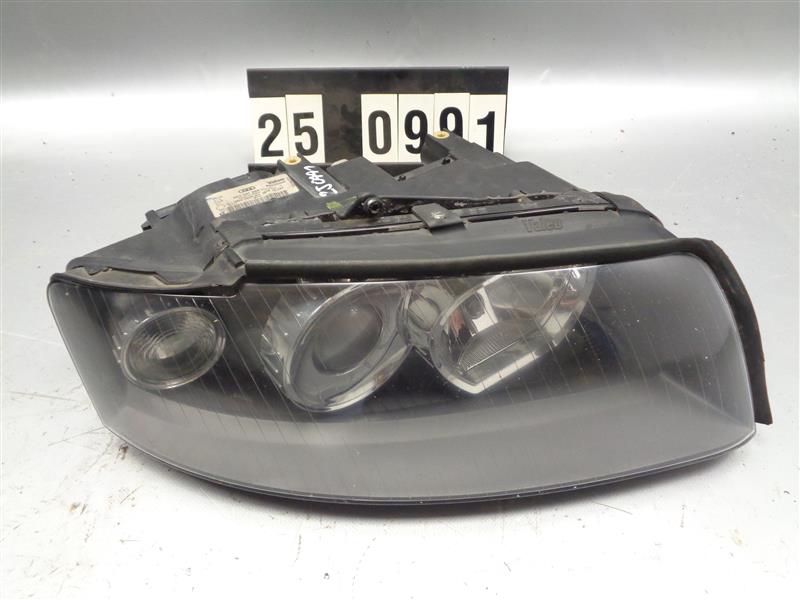 pravý přední xenon Audi A4 B6 8E0 941 004 L