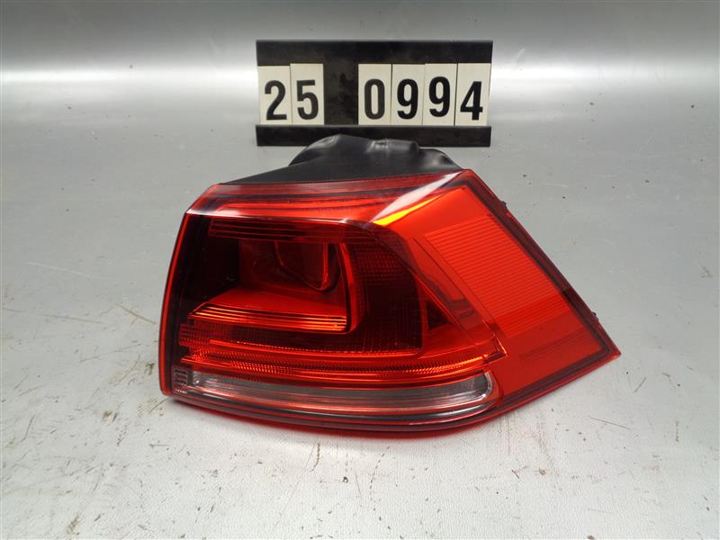 pravé zadní světlo VW Golf 7 5G0 945 096 M