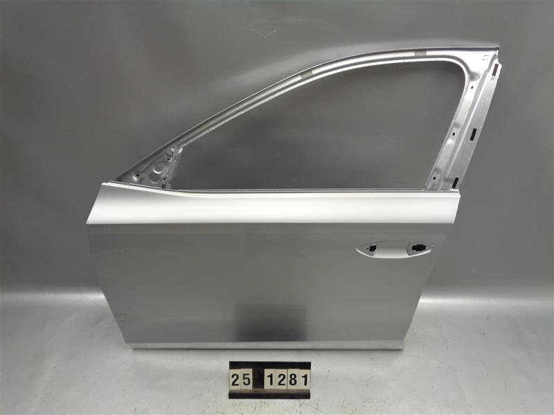 levé přední dveře Škoda Octavia IV