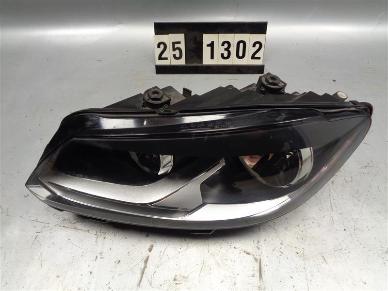levý přední světlomet VW Touran 2011