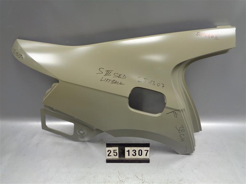 pravý zadní blatník Škoda Superb III sedan liftback