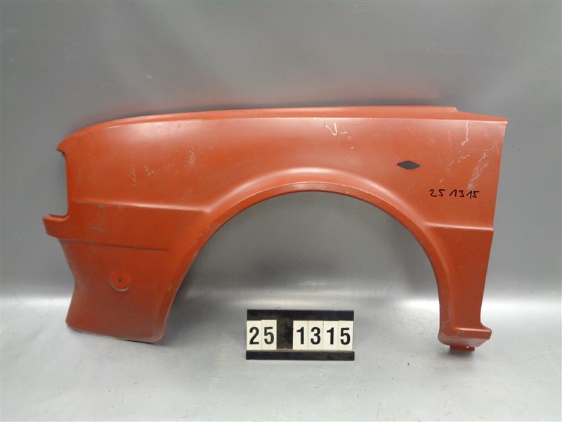 levý přední blatník Škoda 105 M 120 M 130 M