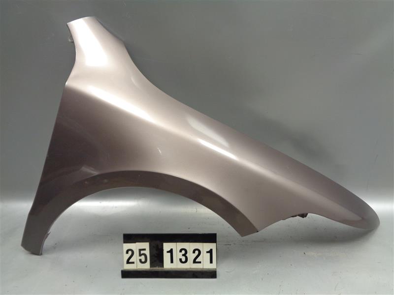 pravý přední nárazník Škoda Superb II 3T0 821 022