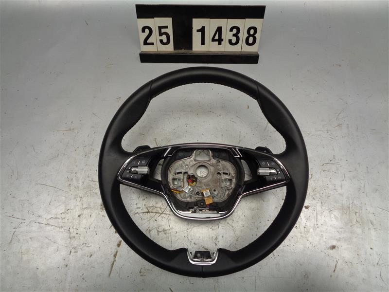 kožený volant Škoda Octavia IV 5E