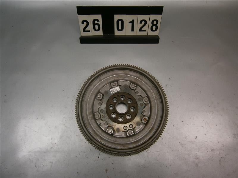 nový dvouhmotnostní setrvačník 06K 105 266 AC