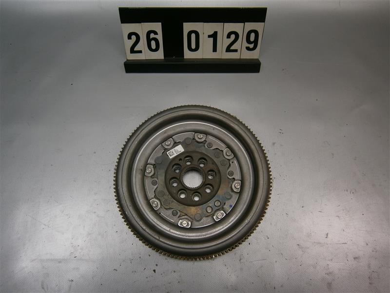 nový dvouhmotnostní setrvačník 06K 105 266 A