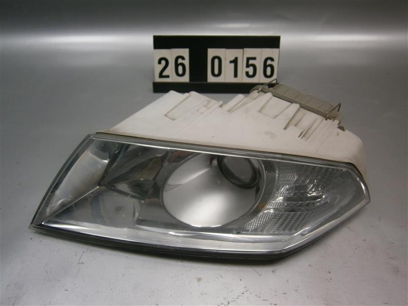 levé přední světlo xenon Škoda Octavia II
