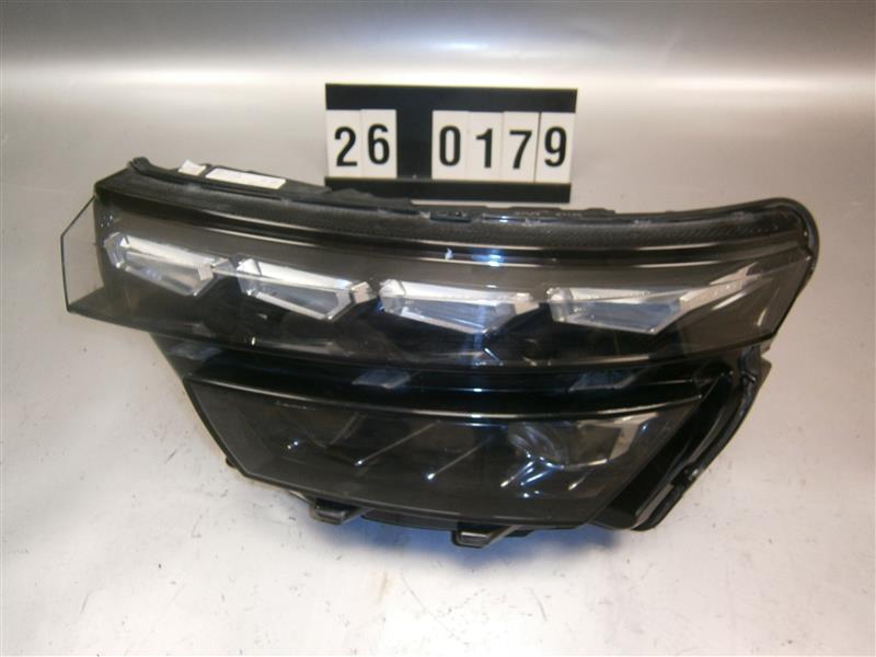 levé přední LED světlo 658 941 015 B