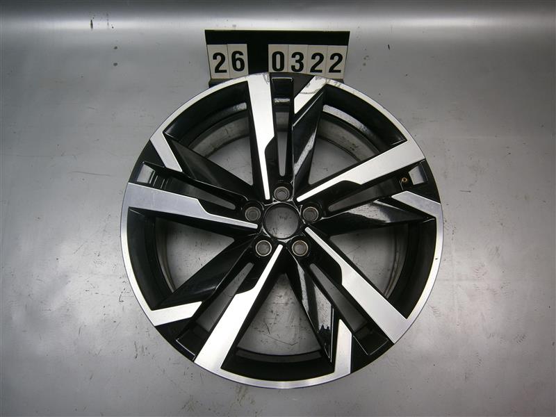 alu kolo disk kusovka Škoda Scala Kamiq 657 601 025 AS