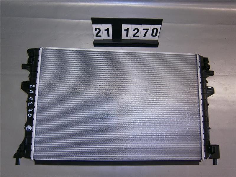 Škoda Octavia 3 LIFT chladič 5Q0 121 251 HS