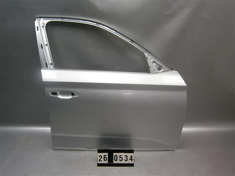 pravé přední dveře Škoda Kamiq