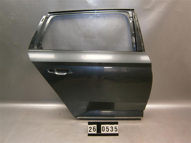 pravé zadní dveře Škoda Superb III kombi 3V9 833 312