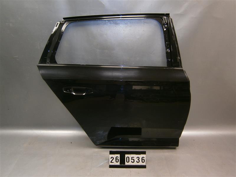 pravé zadní dveře Škoda Superb III kombi 3V9 833 312