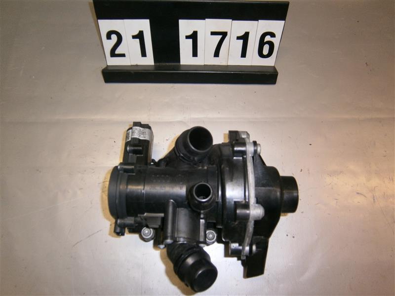 Vodní čerpadlo 06L 121 111 M použitý originální díl