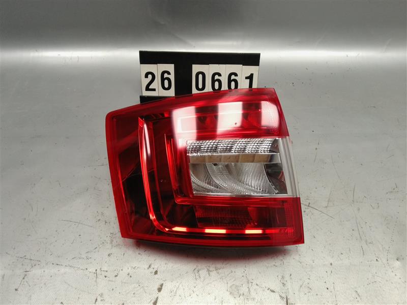 levé zadní světlo Škoda Octavia III kombi 5E9 945 095 B