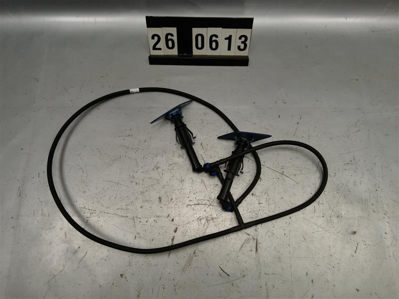 ostřikovače předního nárazníku s hadicí  Škoda Kodiaq