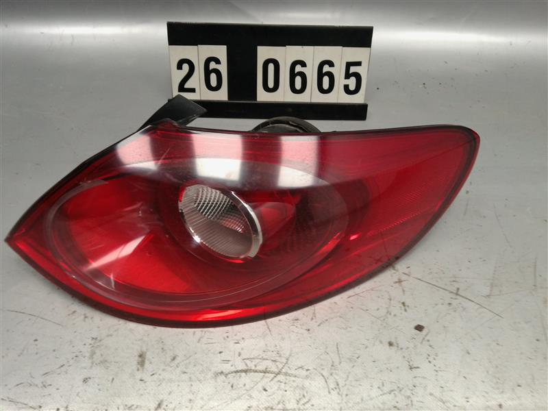pravé zadní světlo VW Passat CC 3C8 945 096 D