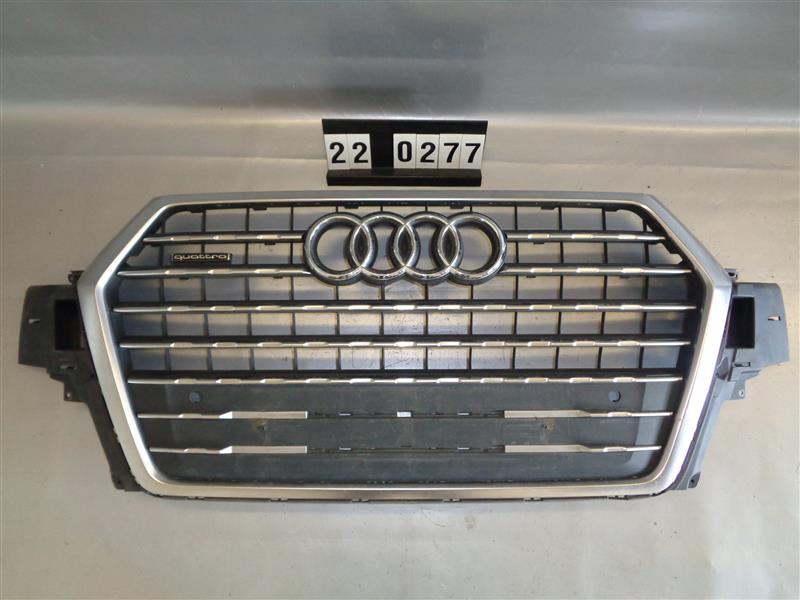 Audi Q7 maska předního nárazníku (gril) 4M0 853 651 F
