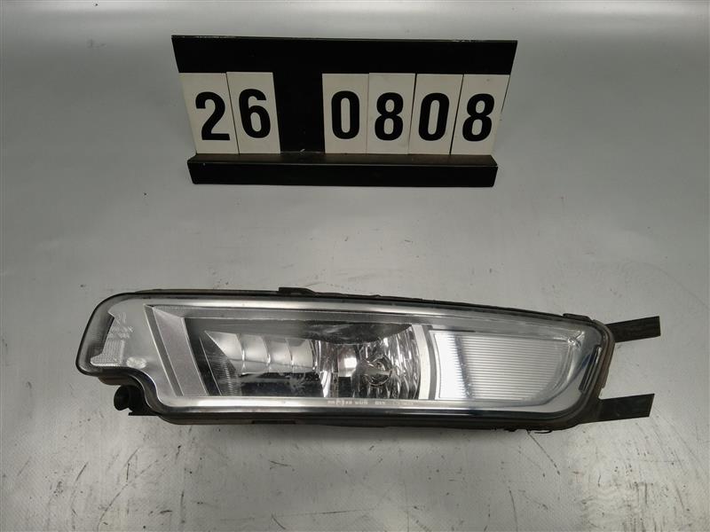 pravé přední mlhové světlo VW Passat B8 3G0 941 662 F
