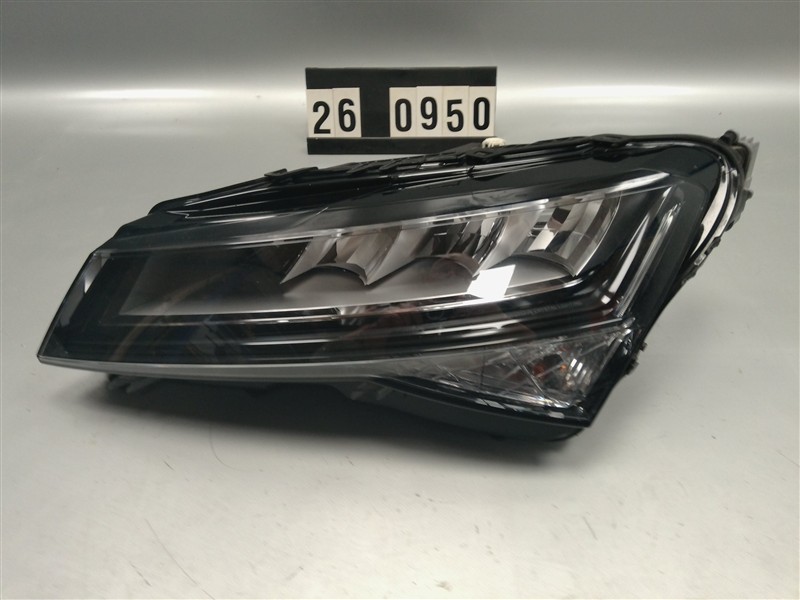 levé přední LED světlo Škoda Superb III lift