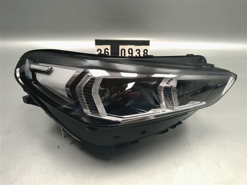 pravé přední světlo BMW X1 5A5 BD 48 - 02