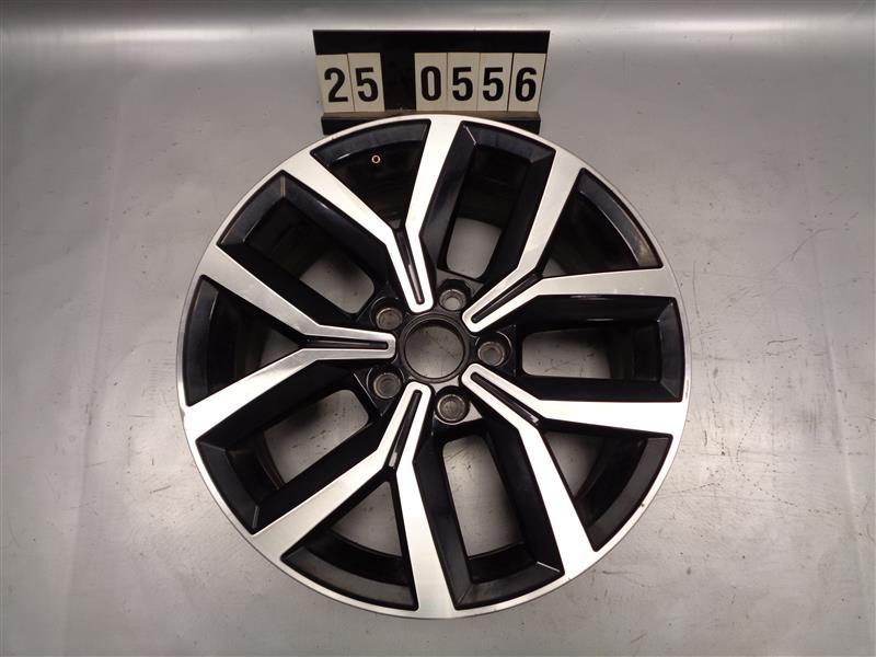 alu kolo disk kusovka VW Passat 3G0 601 025 F