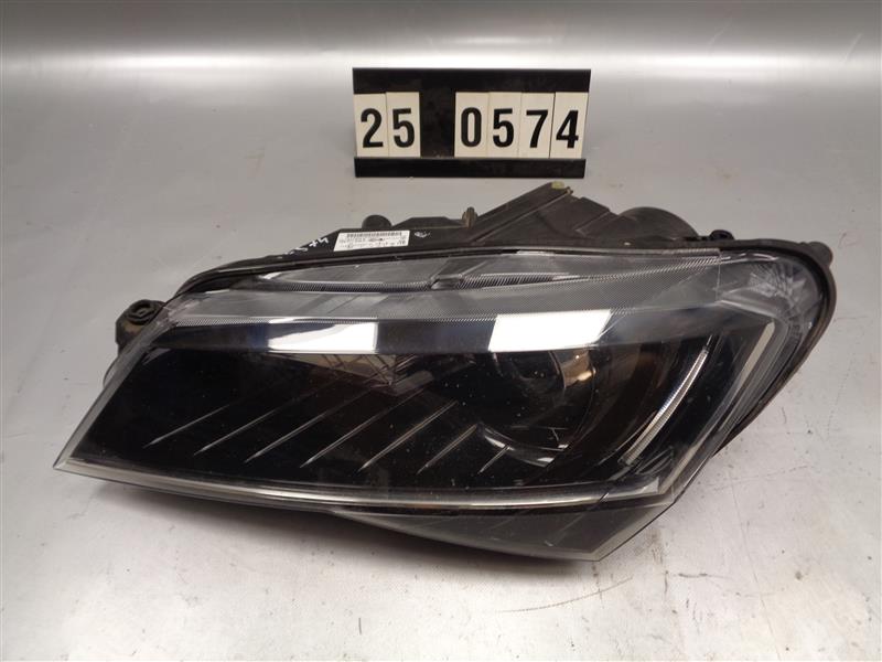 levé přední světlo xenon Škoda Superb 3 3V1 941 015 A