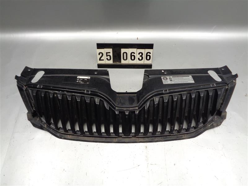 maska mřížka nárazníku Škoda Octavia 3 5E0 853 653