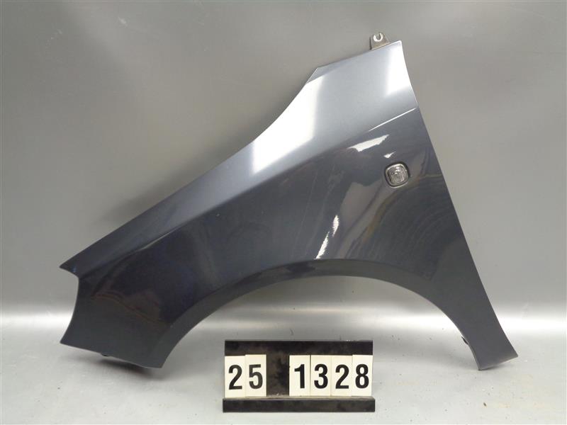 levý přední blatník Škoda Fabia II 5J0 821 021