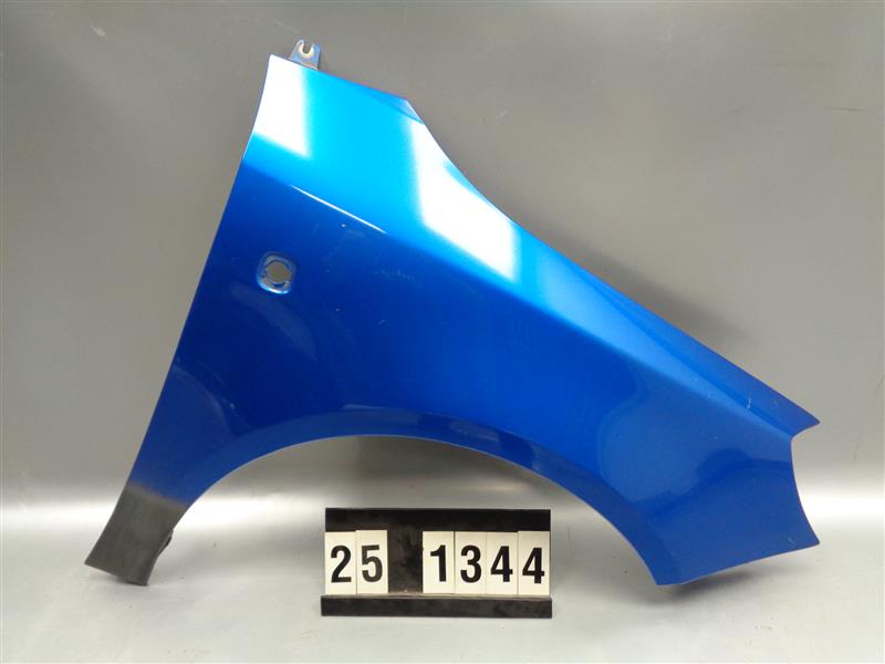 pravý přední blatník Škoda Fabia II 5J0 821 022 A